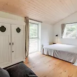 Aleko - 2-5km From The Sea By Interhome בית נופש