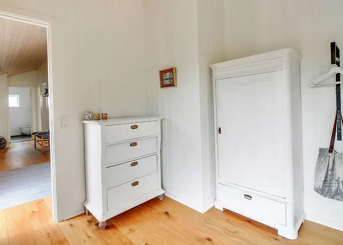 Aleko - 2-5km From The Sea By Interhome Henne Strand