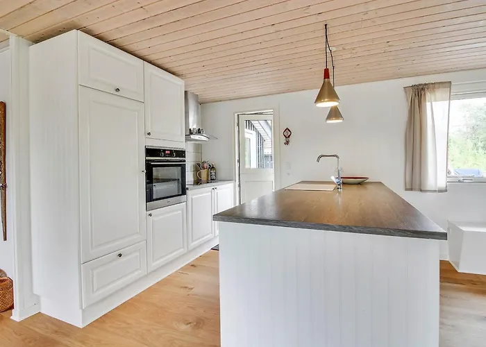 Aleko - 2-5km From The Sea By Interhome Henne Strand