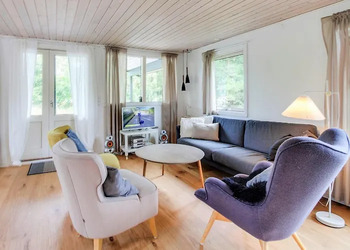 Semesterbostad Aleko - 2-5km From The Sea By Interhome *